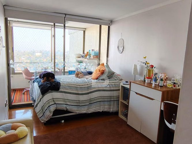 Lindo Departamento en Vitacura con Vista Despejada - Imagen 12