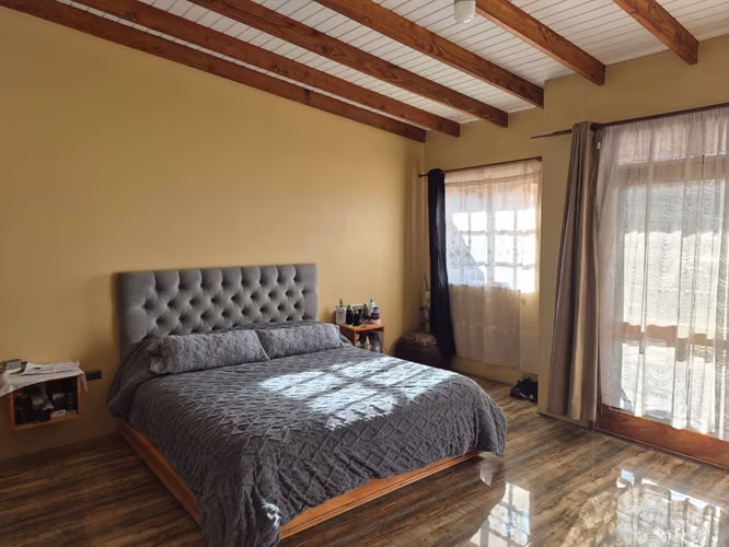 SE VENDE CASA AMPLIA - Imagen 7