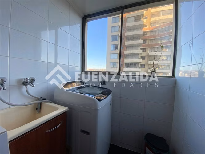 Departamento en venta de 2 dorm. en Viña del Mar