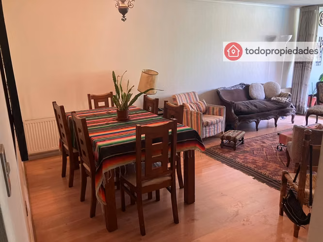 Bonito y cómodo depto 2do piso, muy tranquilo