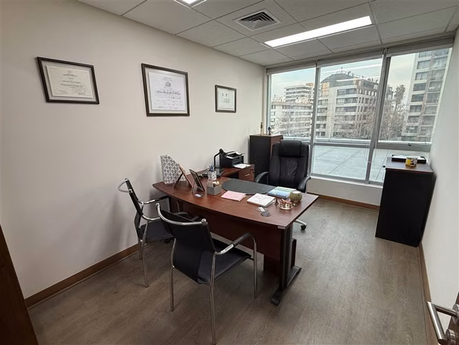 Oficina en arriendo en Providencia