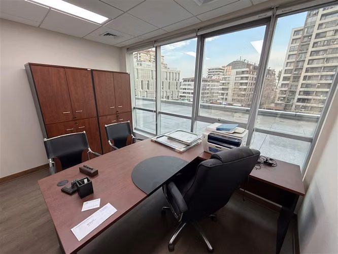 Oficina en arriendo en Providencia
