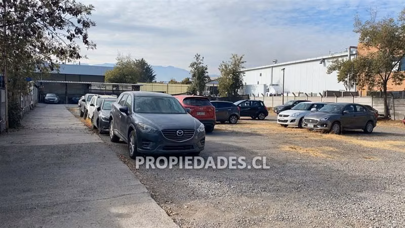 Estacionamiento en arriendo en Huechuraba ESTACIONAMIENTOS