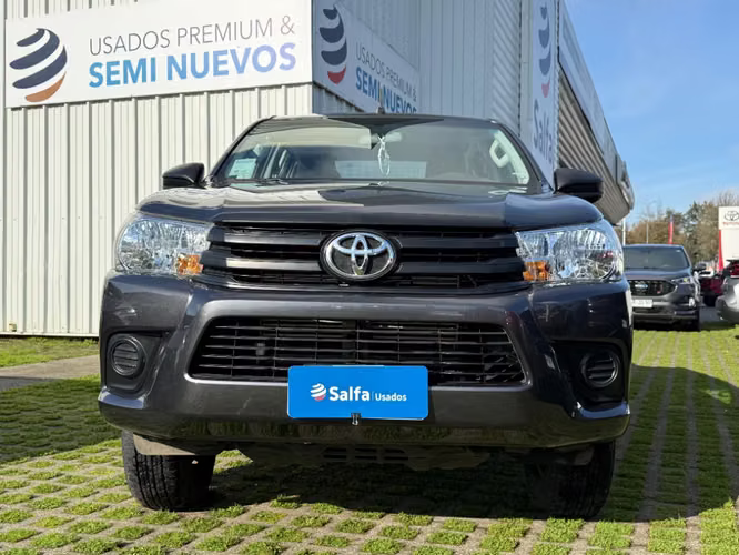 Toyota Hilux 4X2 2.4 MT DX 2026