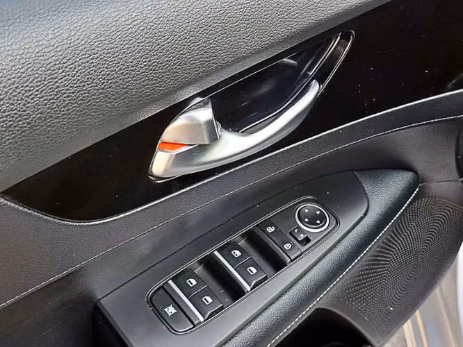 KIA CERATO 2024