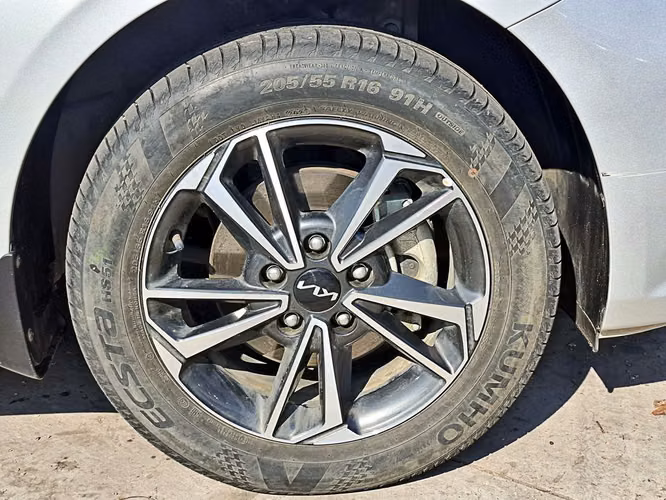 KIA CERATO 2024