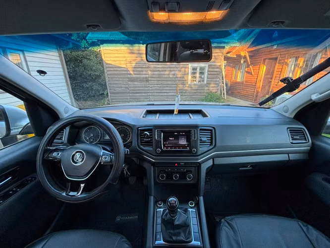 VOLKSWAGEN AMAROK 2017