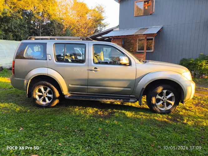NISSAN PATHFINDER 2012 4x4 Full