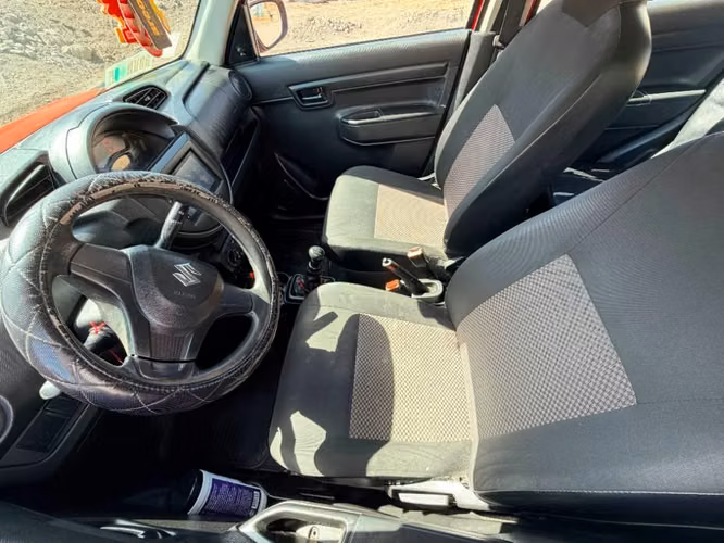 Se. Vende suzuki espresso  por renovación más imformacion llamar al  - Imagen 5