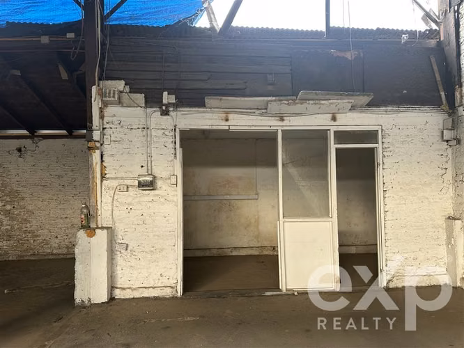 Industrial en arriendo en La Cisterna