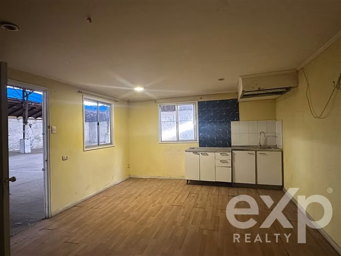Industrial en arriendo en La Cisterna