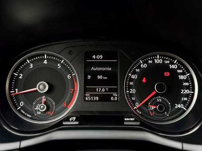 VOLKSWAGEN VOYAGE HIGHLINE 1.6 - 2022 | 2861 - Imagen 15