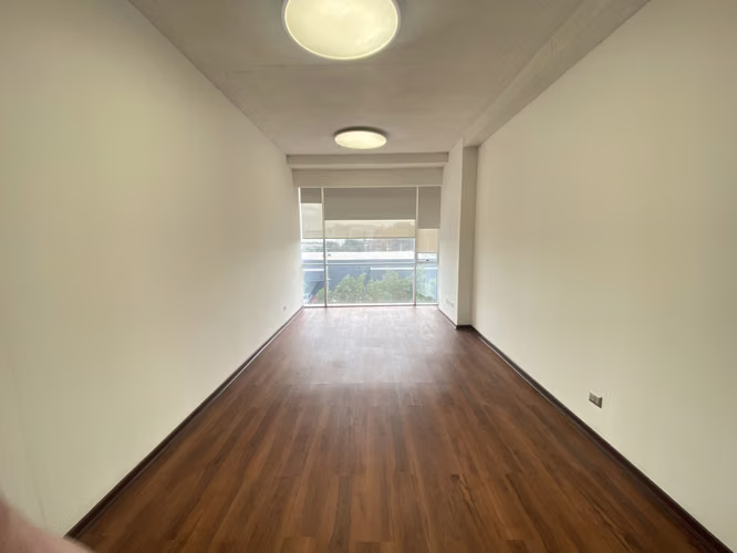 OF 30M2 ARRIENDO - PUERTAS DE CHICUREO PLANTA LIBRE AIRE AC
