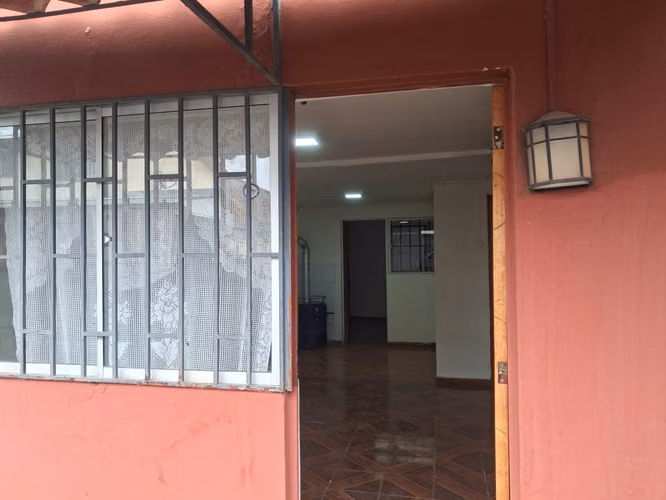 comoda y amplia casa en Faustino Gonzalez , 12 norte con 14 Orfiente - Imagen 3
