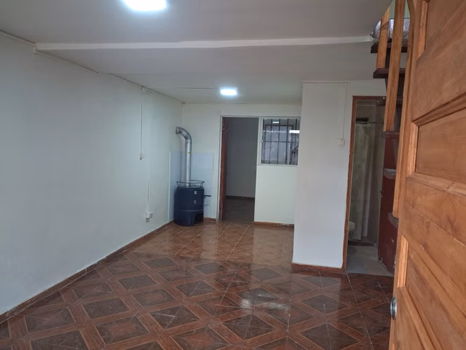 comoda y amplia casa en Faustino Gonzalez , 12 norte con 14 Orfiente - Imagen 6