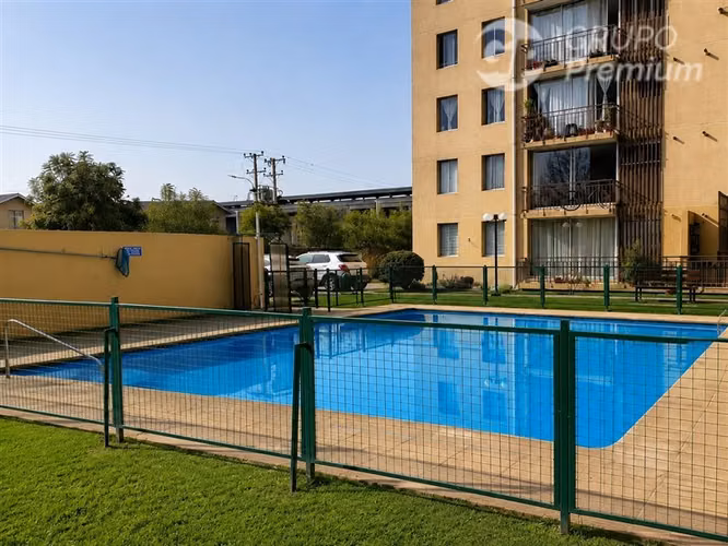 Departamento en venta de 3 dorm. y 2 baños en San Bernardo