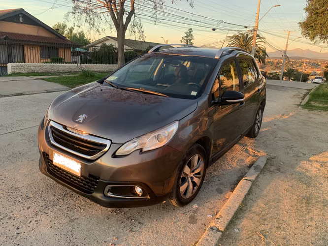 Peugeot 2008 Active HDi 1.6, año 2016