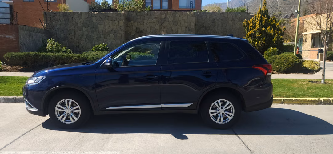 Mitsubishi Outlander 2.0 c.c. Automatico