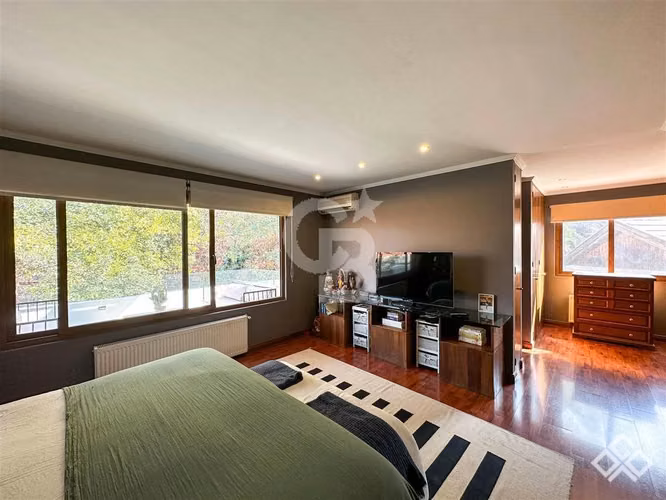 Excelente casa en sector privilegiado de Vitacura