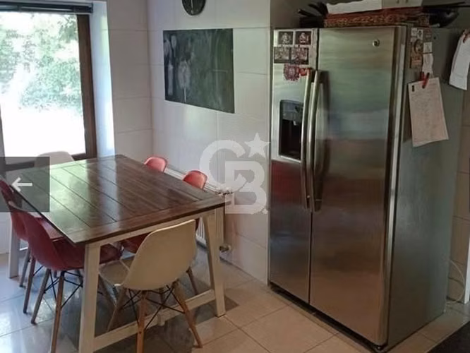 Excelente casa en sector privilegiado de Vitacura