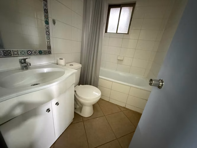 Casa en venta Valles del Country 3D/2B/2E. Talca