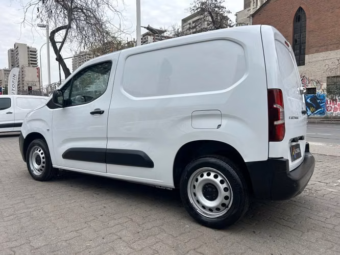 PEUGEOT PARTNER PARTNER L1 BLUEHDI 100 - 2023 | 4276