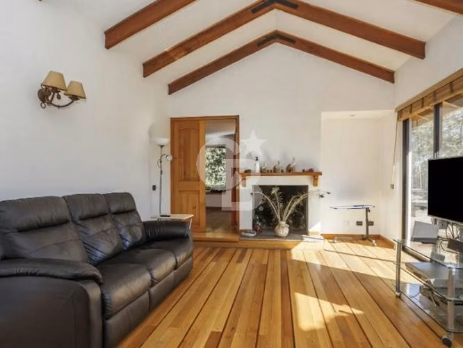 Gran Casa en Quinchamalí 7D5B+7E La Quebrada - Las Condes - Imagen 6
