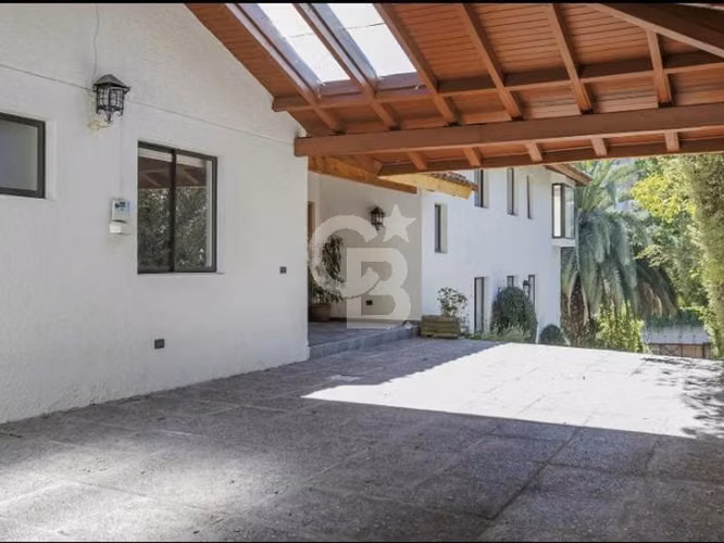 Gran Casa en Quinchamalí 7D5B+7E La Quebrada - Las Condes - Imagen 4