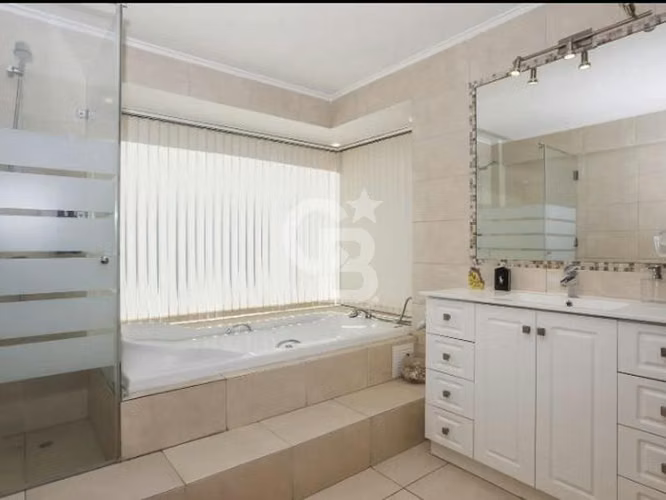 Gran Casa en Quinchamalí 7D5B+7E La Quebrada - Las Condes - Imagen 15