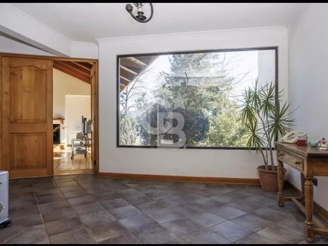 Gran Casa en Quinchamalí 7D5B+7E La Quebrada - Las Condes - Imagen 5