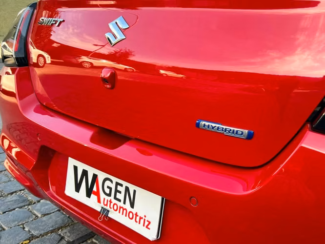 SUZUKI SWIFT GL HYBRID 1.2 AT 2026
