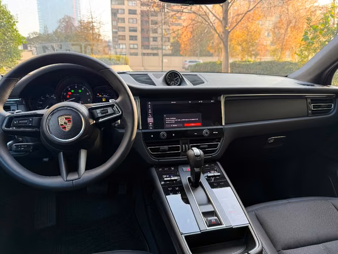 PORSCHE MACAN  R4 III 5P 4X4 2.0 AUT 2026