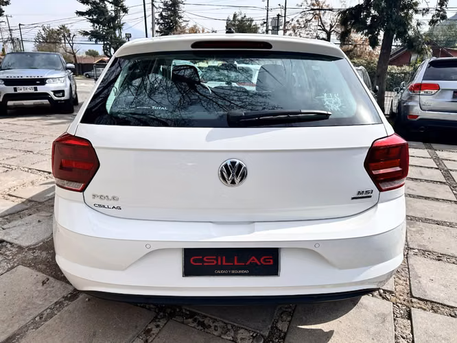 VOLKSWAGEN POLO CONFORTLINE 1,6 AUTOMATICO  2019