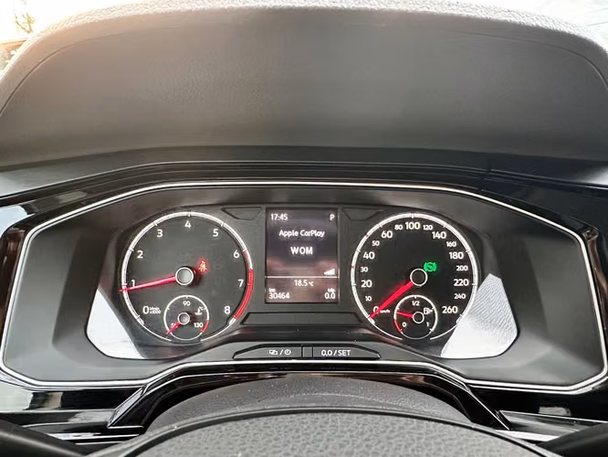 VOLKSWAGEN POLO CONFORTLINE 1,6 AUTOMATICO  2019