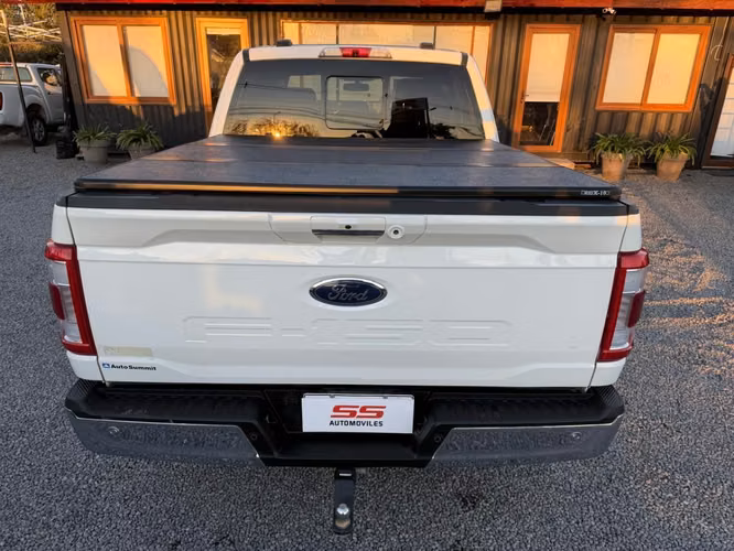 FORD F-150 LARIAT LUXURY 5.0 4X4 AT 2023 - Imagen 7