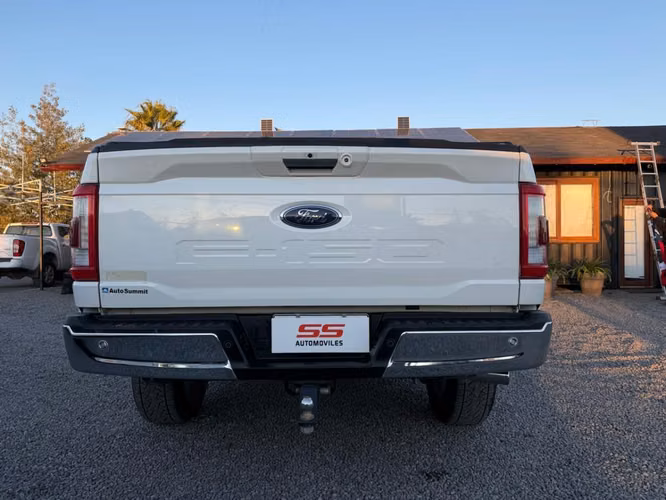 FORD F-150 LARIAT LUXURY 5.0 4X4 AT 2023 - Imagen 8