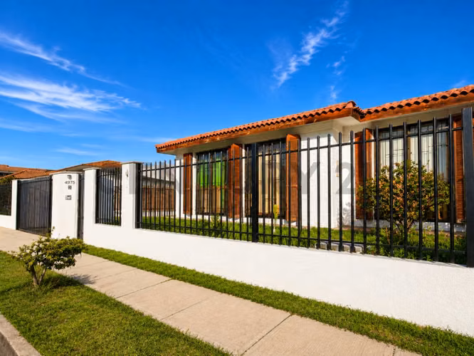 Casa en arriendo en jardines de Peñuelas, Coquimbo