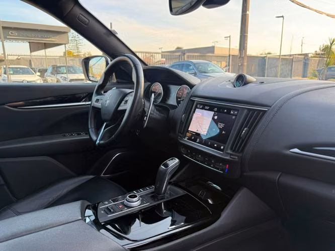 MASERATI LEVANTE GT 2.0 HYBRID 4X4 2022
