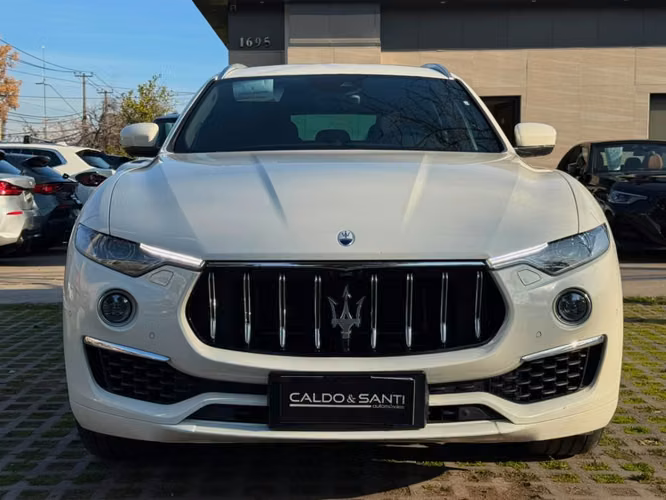 MASERATI LEVANTE GT 2.0 HYBRID 4X4 2022