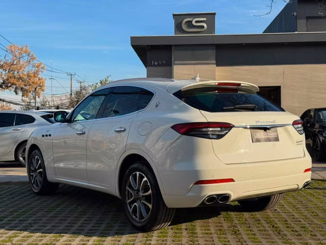 MASERATI LEVANTE GT 2.0 HYBRID 4X4 2022