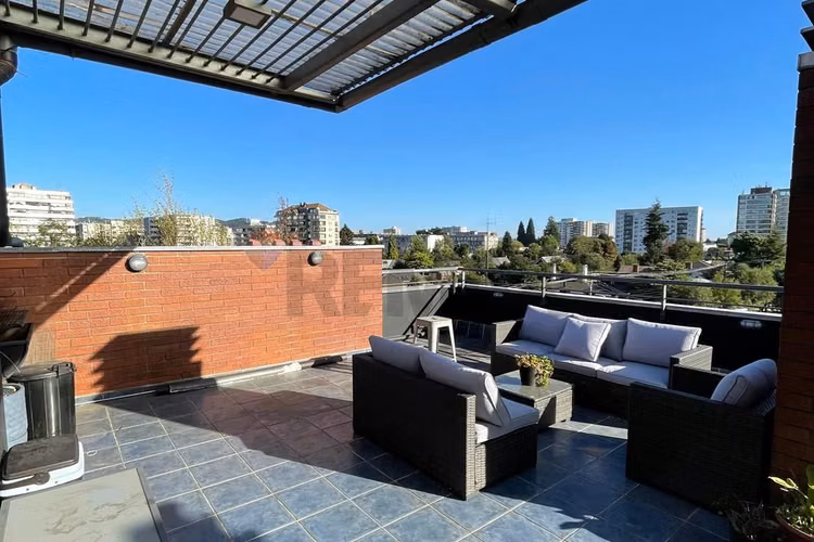 Gran dpto duplex con 2 estac. (pasos del mall) - Imagen 9
