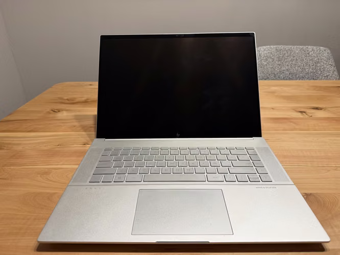 HP Envy 16 OLED – RTX 4060 / i7-13700H