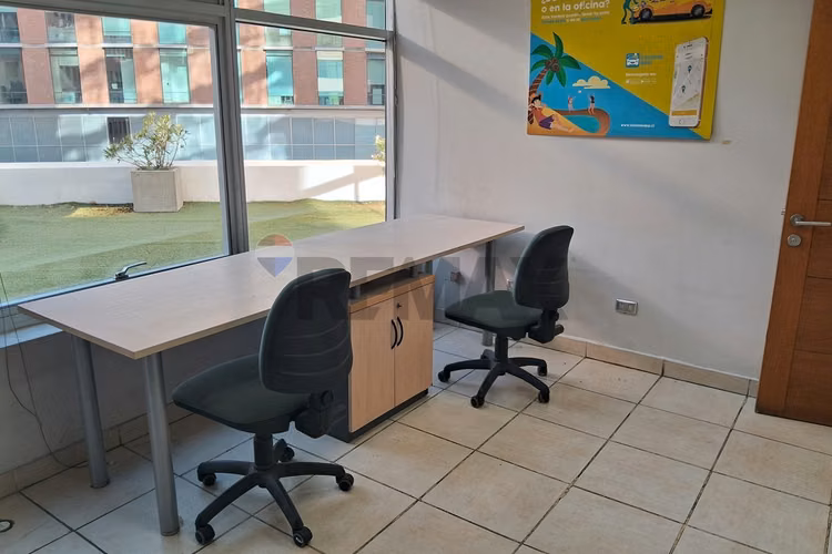 Oficina 102 m² | estoril l c | 5 privados | 4 baño - Imagen 10
