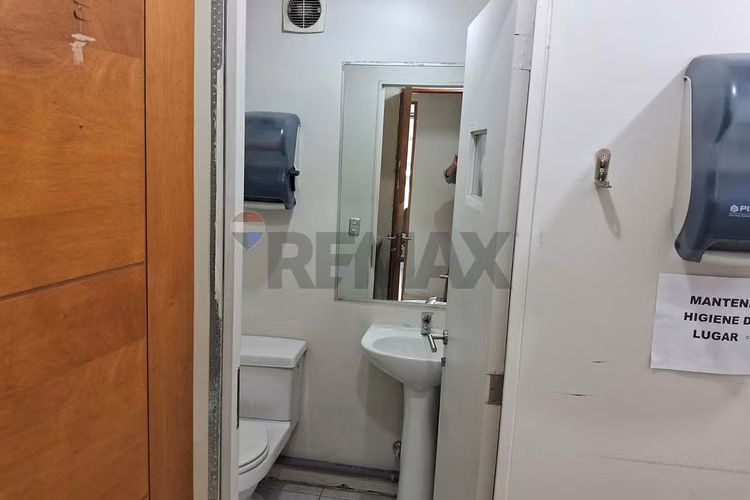 Oficina 102 m² | estoril l c | 5 privados | 4 baño - Imagen 11