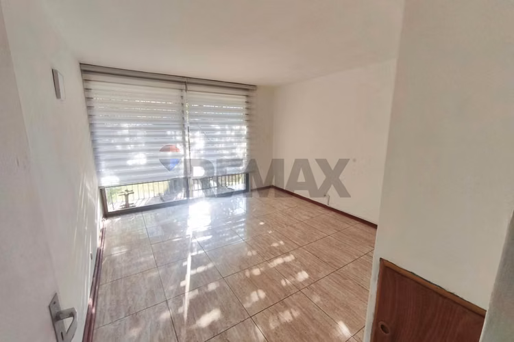 Departamento en providencia: espacio y comodidad - Imagen 11