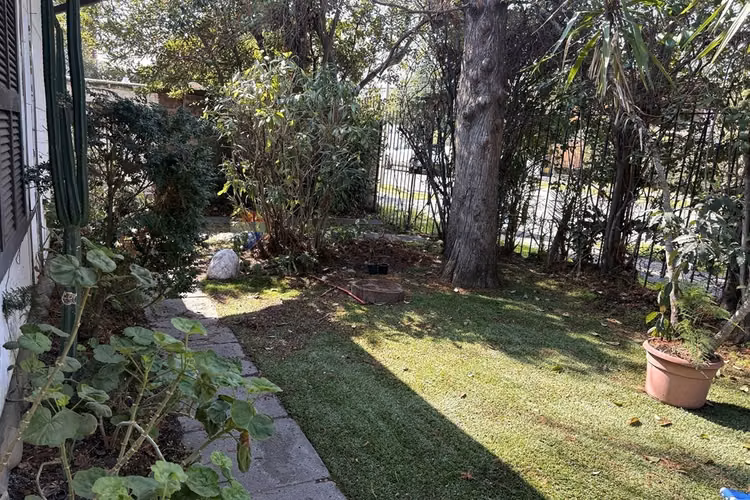 Casa arriendo cercana metro - Imagen 2