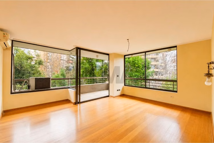 Las condes 240 m2, sector el golf