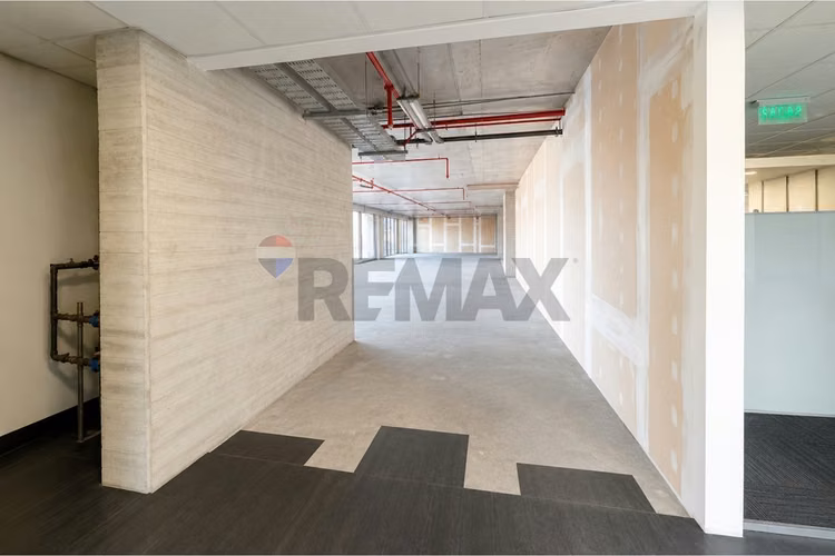 Oficina en obra ciudad empresarial - Imagen 7