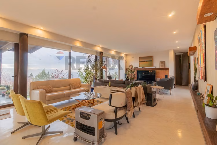 Gran casa en condominio 3d,3b +servicios