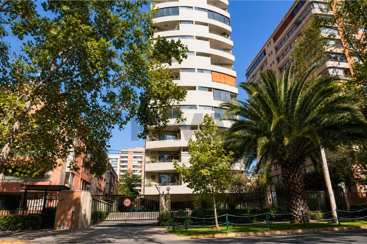 Cómodo departamento una cuadra metro el llano